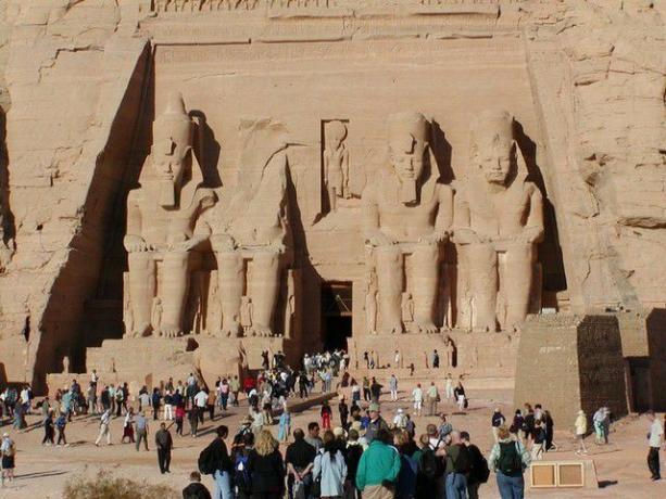 Večji tempelj Abu Simbel