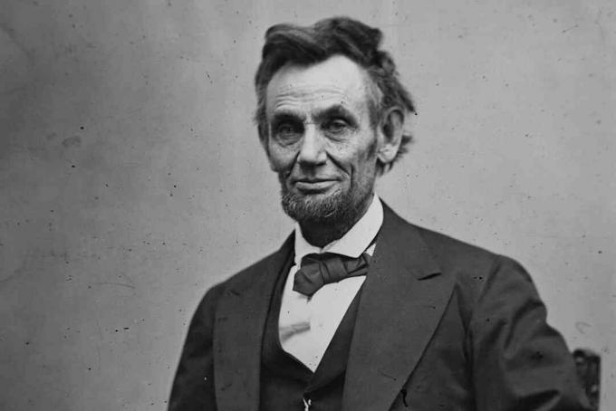 Abraham Lincoln je Aleksander Gardner fotografiral februarja 1865