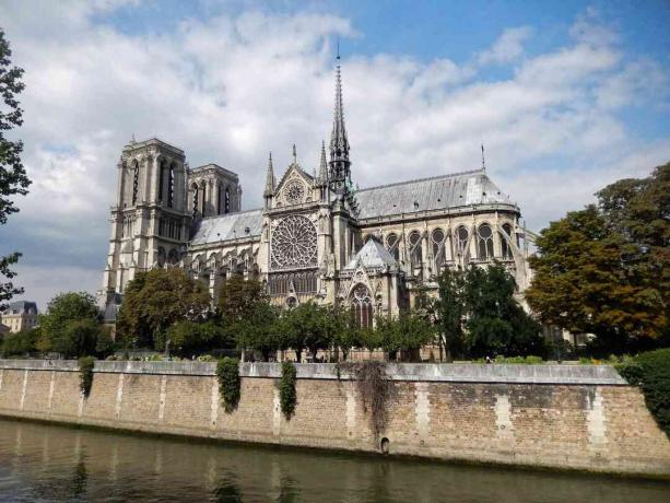Katedrala Notre Dame v Parizu