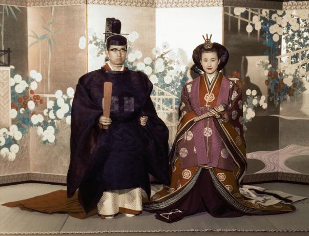 Princ in princesa Hitachi sta nosila tradicionalno japonsko poročno obleko