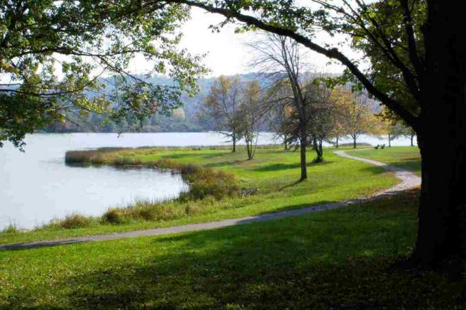 Jezero Lackawanna, 6 km od kampusa Keystone College