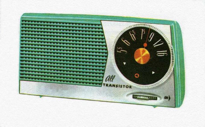Vintage ilustracija prenosnega tranzistorskega radia iz petdesetih let prejšnjega stoletja