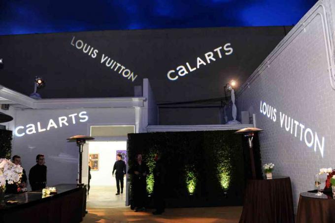 Ugodnost CalArts in dražba v Los Angelesu, otvoritveni sprejem pri projektih Regen